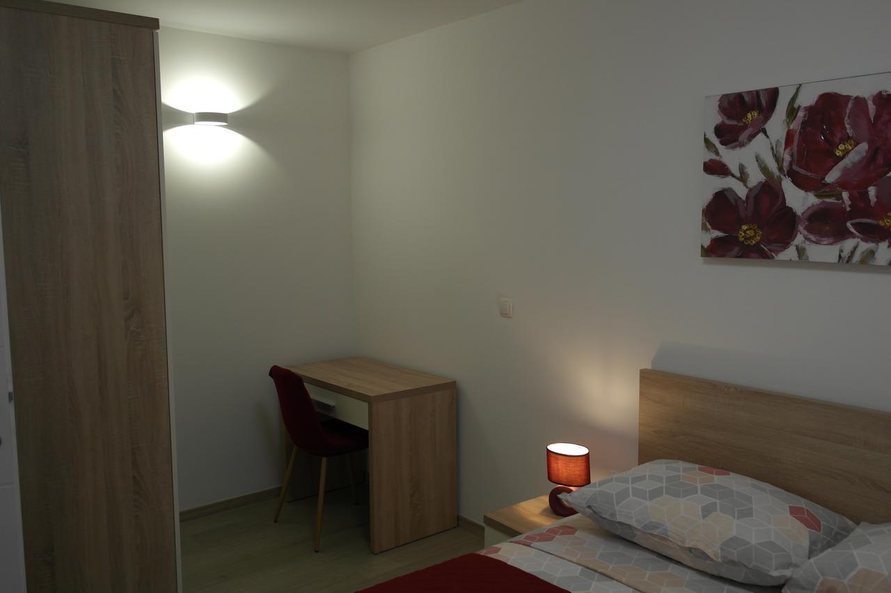 זאדאר Apartments 4 You מראה חיצוני תמונה